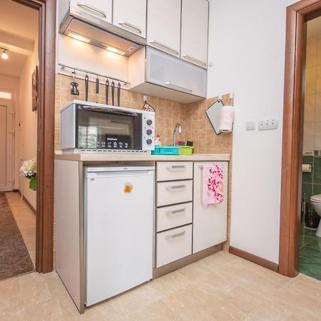 Apartmani Mrsic Risan Exterior foto